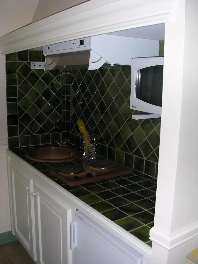 Apartment Appartement Chateau Des Gipieres